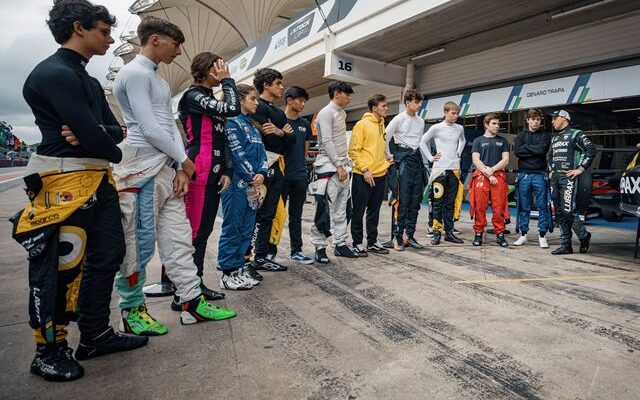 Em aula, “professor” Massa inspira nova geração da F-4