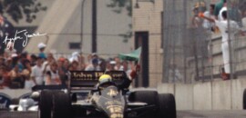 Saiba como Copa do Mundo fez Ayrton Senna criar gesto icônico na F1