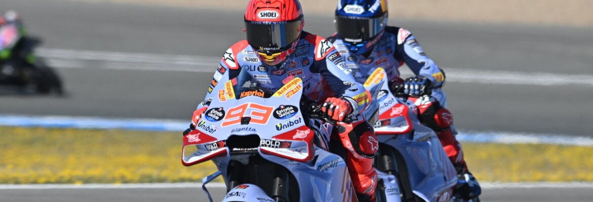 MotoGP: Márquez entra em polêmica após derrubar concorrente em prova festiva