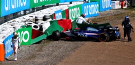 F1: GP do Japão interrompido após acidente na primeira volta