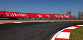 F1 hoje: atraso na China impacta equipes, FIA flexibiliza regras e futuro dos motores gera debate