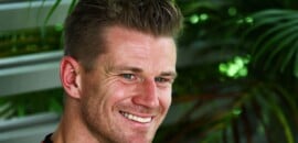 F1: Hülkenberg usa capacete especial na Holanda em apoio ao combate ao linfoma
