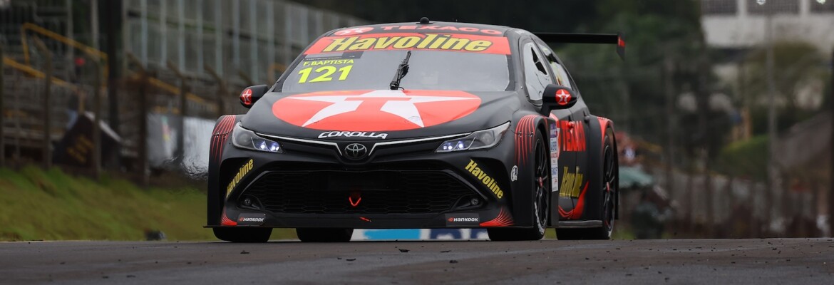 Em Cascavel, Felipe Baptista escala o pelotão e assume a liderança do campeonato