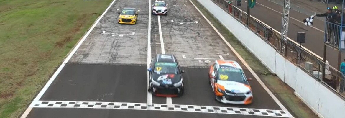 Turismo Nacional completa etapa com desfecho de cinema em Cascavel