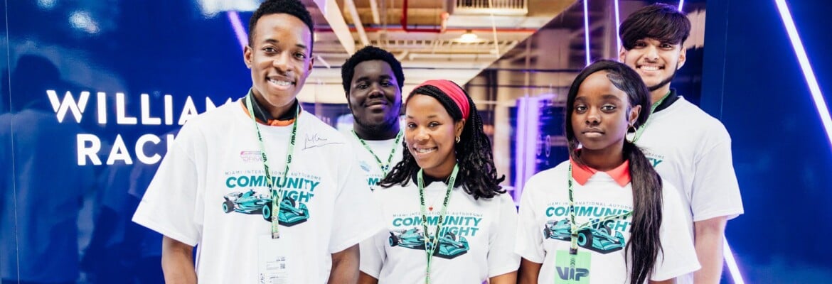 F1: Estudantes exploram bastidores do GP de Miami