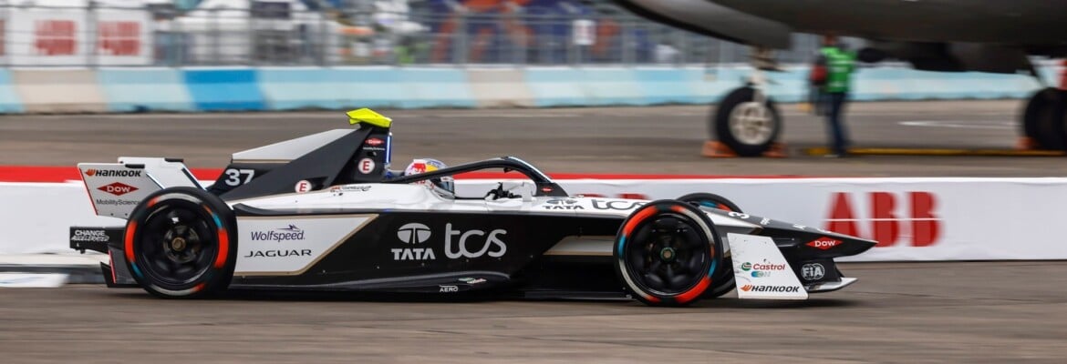 Fórmula E: Nick Cassidy vence em estratégia magistral no E-Prix de Berlim