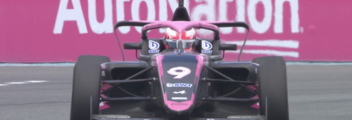 Pulling voa em classificação e consegue pole dupla na F1 Academy em Miami