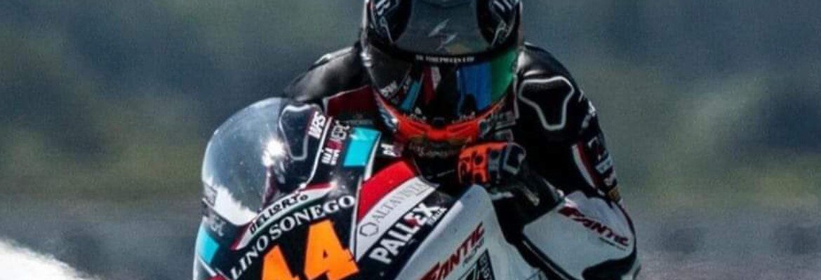 Moto2: Canet faz pole na França mesmo machucado, mas cai e sai apoiado