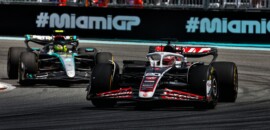 Kevin Magnussen e Lewis Hamilton disputam na Sprint do GP de Miami F1 2024