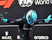 F1: George Russell revela origem da viral “Pose em T” na Mercedes