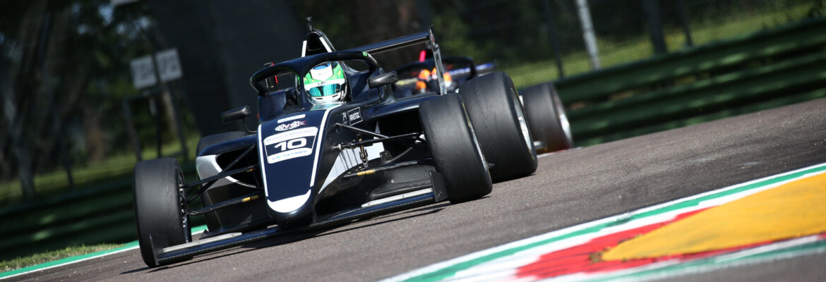 F4 Italiana: após bom desempenho em Ímola, Matheus Ferreira vai a Vallelunga para terceira etapa
