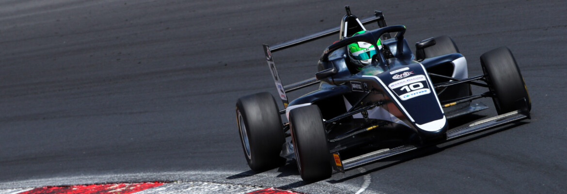Matheus Ferreira crava segundo melhor tempo em treino da F4 Italiana em Vallelunga