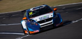 Dominante durante toda a prova, Suzuki garante vitória na corrida 2 da TCR Brasil
