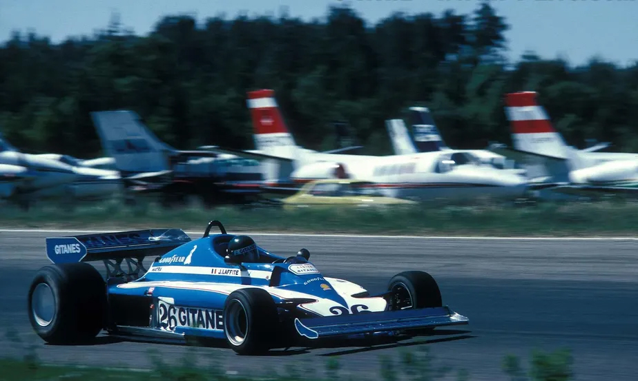 Grito entoado pela torcida francesa na Eurocopa surgiu na F1 e causou briga judicial Jacques Laffiti