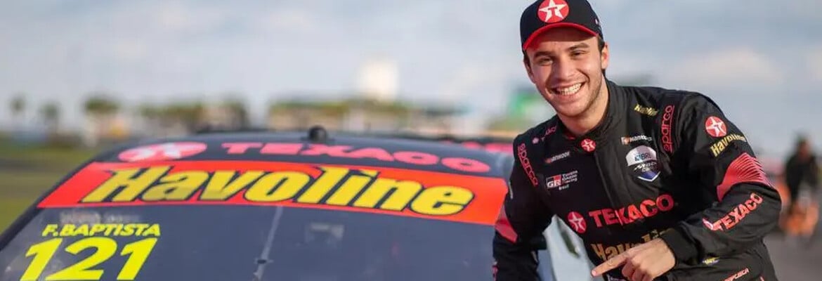 Em experiência inédita, Felipe Baptista pilota o primeiro monoposto na carreira