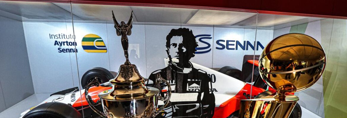 Senna Brands recebe troféu da NBA em encontro histórico no Brasil