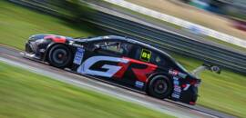 100 vezes Toyota: fabricante comemora marco na Stock Car