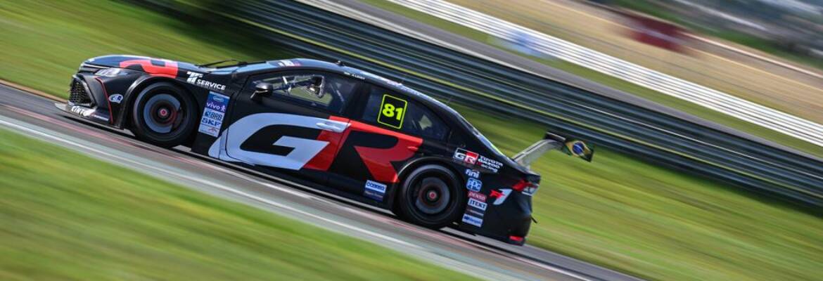 100 vezes Toyota: fabricante comemora marco na Stock Car