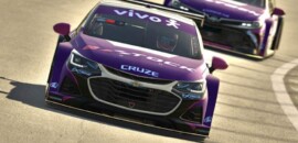 Vice-campeão na temporada passada, Luiz Felipe Tavares fatura a primeira etapa da E-Stock 2024
