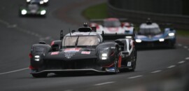 24 Horas de Le Mans chega à metade com Toyota de Hartley na liderança