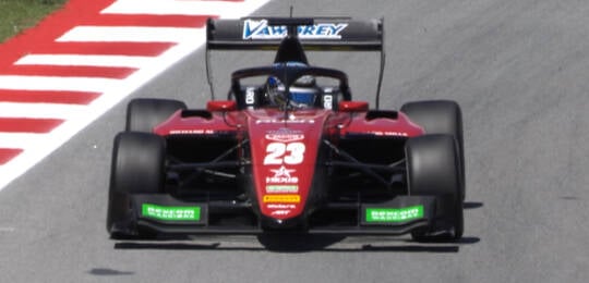 Mansell fatura pole position da F3 em classificação apertada em Barcelona