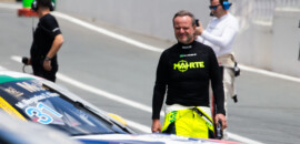 F1: “Hamilton já sente a pressão de correr pela Ferrari”, afirmou Barrichello