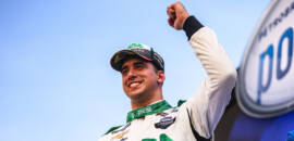 Di Mauro é o primeiro piloto a vencer duas vezes na Stock Car em 2024