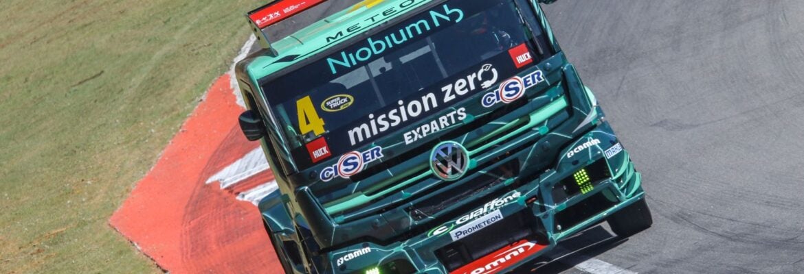 Felipe Giaffone tem etapa de superação em MG e mantém liderança da Copa Truck