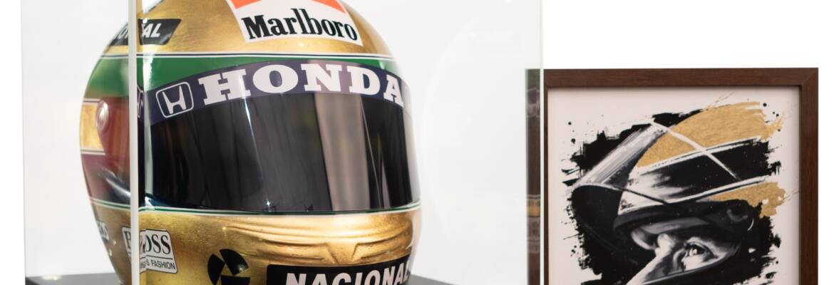 Capacete folheado a ouro celebra 30 anos do legado de Ayrton Senna