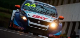 Com domínio dos argentinos, Pernia e Rossi vencem corrida 1 da TCR South America e TCR Brasil
