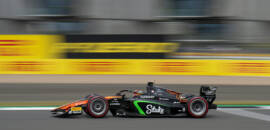 Enzo Fittipaldi ganha 12 posições e garante top-10 na corrida principal da F2 em Silverstone