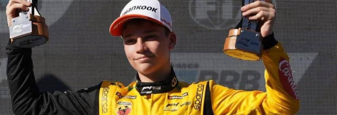 Ethan Nobels resiste pressão de Cho e vence corrida 2 da Fórmula 4 Brasil