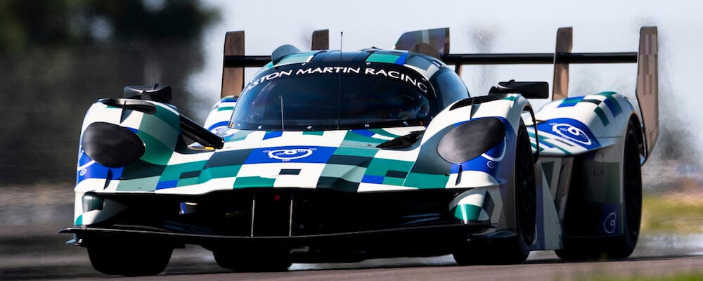 Aston Martin completa primeiras voltas com Valkyrie AMR-LHM