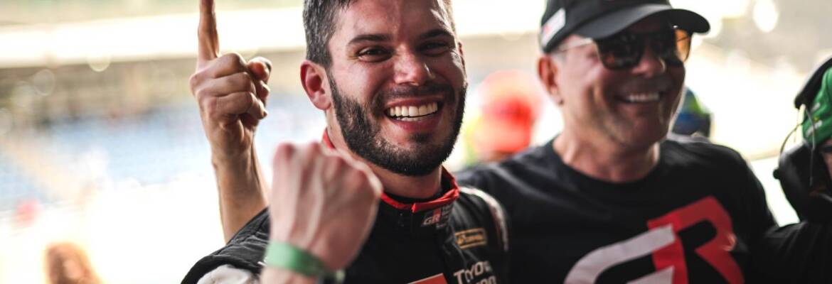 Juninho Berlanda vence três corridas com a TOYOTA GAZOO Racing em Interlagos e é vice-líder da Turismo Nacional