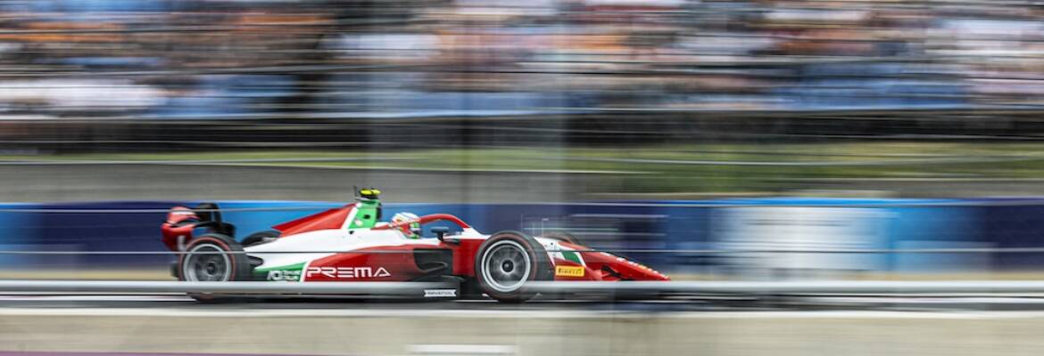 F2: Antonelli vê Safety Car ajudar, aproveita pneus macios e vence corrida 2 na Hungria
