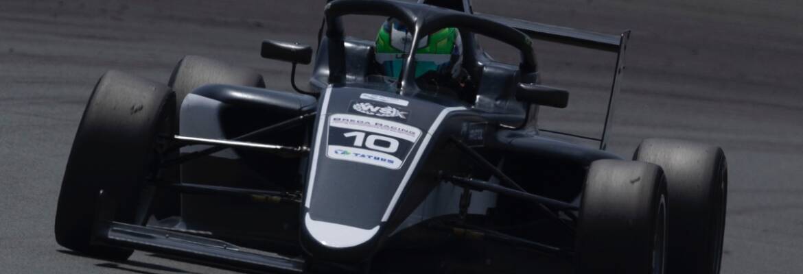 Matheus Ferreira garante pódio na abertura da etapa de Paul Ricard da F4 Italiana