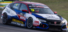 Nelson Piquet Jr estreia com pódio no TCR South America
