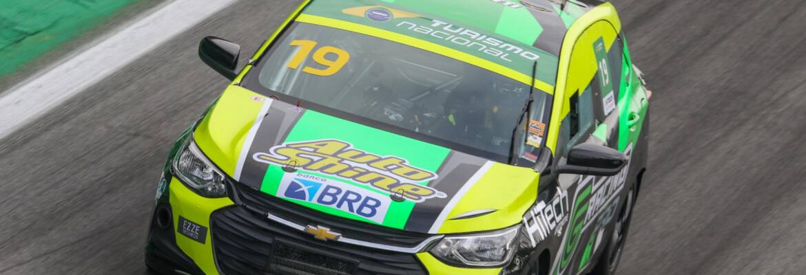 Enzo Gianfratti fatura dois segundos lugares em estreia na Turismo Nacional em Interlagos