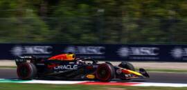 F1: Verstappen destaca importância dos dados de pista para melhorar o RB20