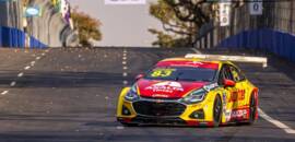 Gabriel Casagrande é recordista de ultrapassagens na primeira corrida da Stock Car em BH