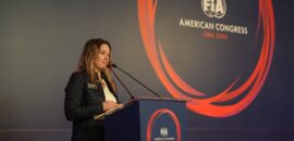 FIA convida Bia Figueiredo para falar do FIA Girls on Track Brasil no Congresso da América, em Lima