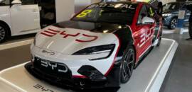 BYD exibe Seal preparado para corrida no Festival Interlagos