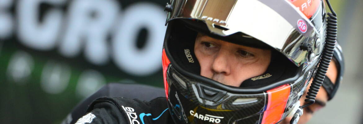 Vitória no sábado e pódio no domingo: Campos segue vivo na disputa do título da Sprint Challenge