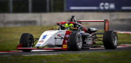 USF2000: Nic Giaffone fica 0s1 da pole e larga na 3ª fila após classificação equilibrada em Portland