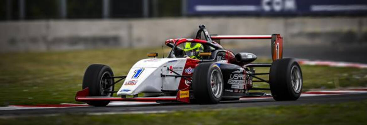 USF2000: Nic Giaffone fica 0s1 da pole e larga na 3ª fila após classificação equilibrada em Portland