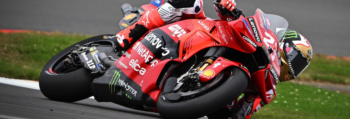 MotoGP: Bastianini passa Martín após erro no fim e vence na Inglaterra