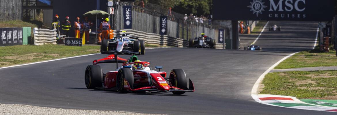 Bearman vira líder no início e vence corrida Sprint da F2 na Itália