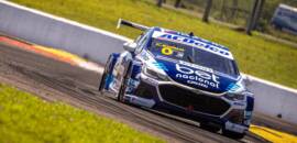Cacá Bueno fica em sétimo no primeiro treino da Stock Car no Velopark