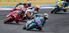 Moto3: Alonso faz ultrapassagem dupla na última volta e vence em Misano
