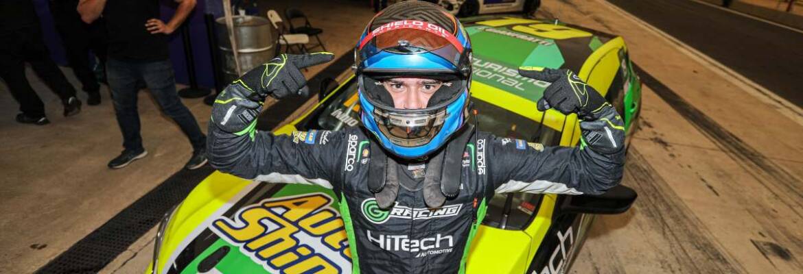 Em temporada recheada de conquistas, Enzo Gianfratti acelera no Velopark pela Turismo Nacional